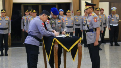 Polri Mutasi 49 Perwira, Irjen Akhmad Wiyagus Jabat Asops Kapolri
