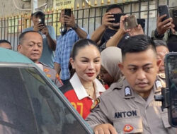 Didakwa Peras Rp4 Miliar, Ini Kronologi Kasus Nikita Mirzani dan Reza Gladys Menurut Jaksa