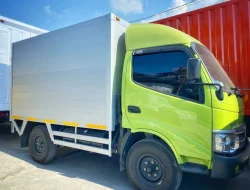 Bau Menyengat dan Tetesan Air Bongkar Penyelundupan 1.500 Liter Tuak di Simpang Sadu Soreang