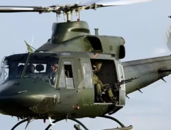 Helikopter TNI AD Mendarat di Sawah, Ada Apa Ya?