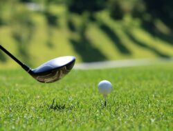 Ini Lima Manfaat Main Golf Bagi Kesehatan