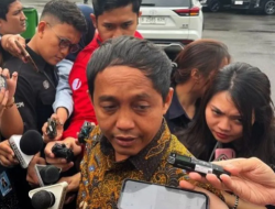 Menteri Kehutanan Raja Juli Antoni Minta Maaf Atas Foto Kontroversial dengan Mantan Tersangka Pembalakan Liar