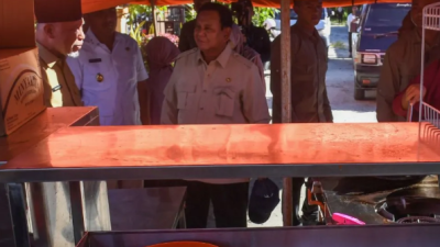 Kemensos Dirikan 30 Dapur Umum, Pasok 80 Ribu Porsi Makanan Korban Banjir Sumatera