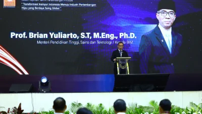 Bukan Sekadar Jual Bahan Mentah, Mendiktisaintek Tekankan Pentingnya Teknologi dalam Pertambangan Hijau