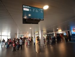 Penerbangan Langsung Bali-Bandung Kembali Beroperasi di Bandara Husein Sastranegara, Penumpang Sambut Antusias