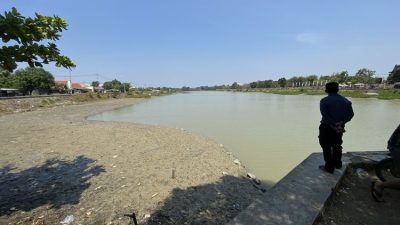 Sungai Cimanuk Menyusut, Air PDAM di Indramayu Mati Dua Hari dan Keluhkan Warga